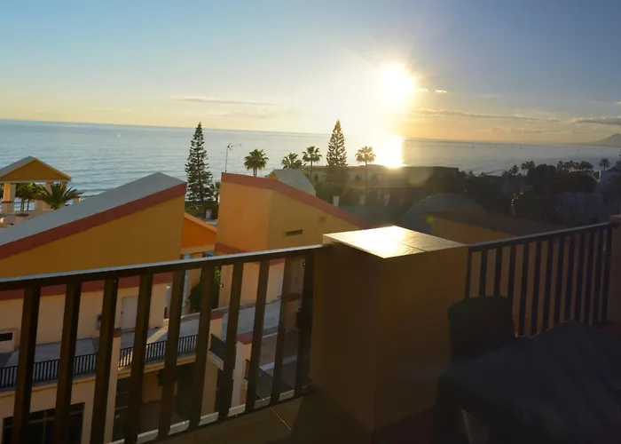 Apartment Laromanamarbella Punto Es Marbella