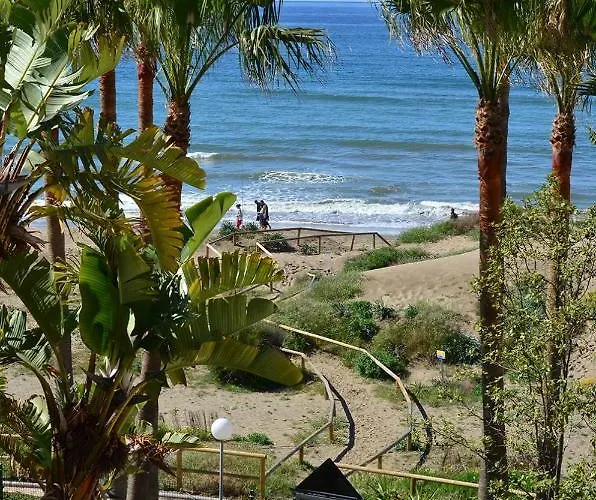 Apartment Laromanamarbella Punto Es Marbella