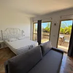 Laromanamarbella Punto Es Marbella