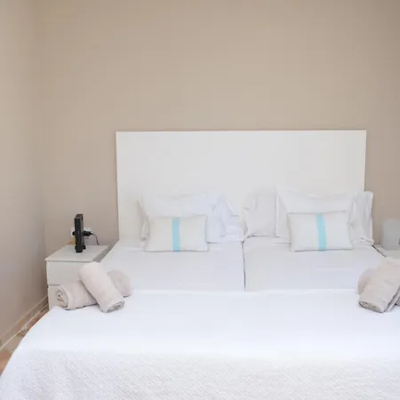 Laromanamarbella Punto Es *