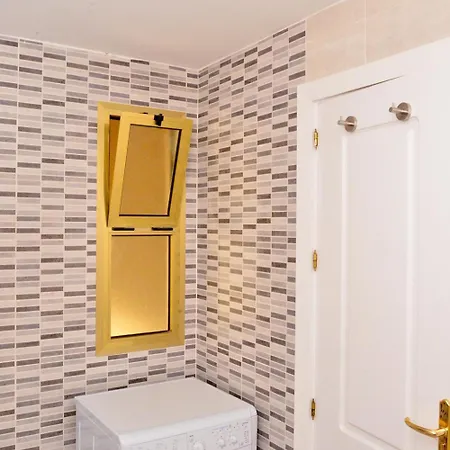 Laromanamarbella Punto Es *