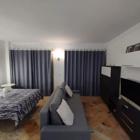 Laromanamarbella Punto Es 아파트