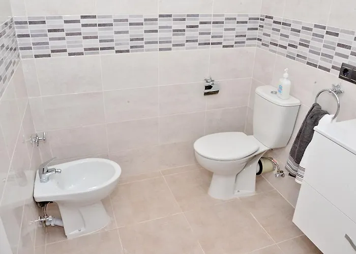 Laromanamarbella Punto Es * Marbella