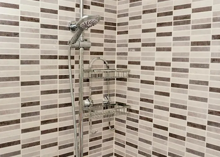 Laromanamarbella Punto Es Marbella