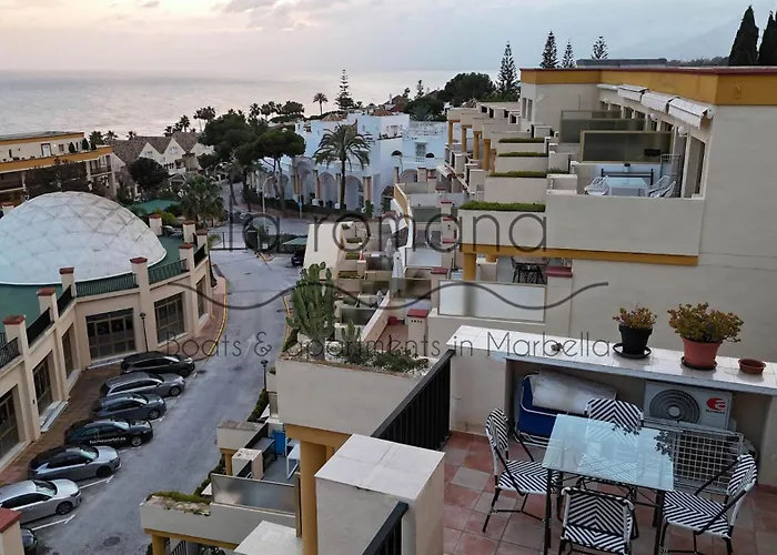 Laromanamarbella Punto Es Marbella