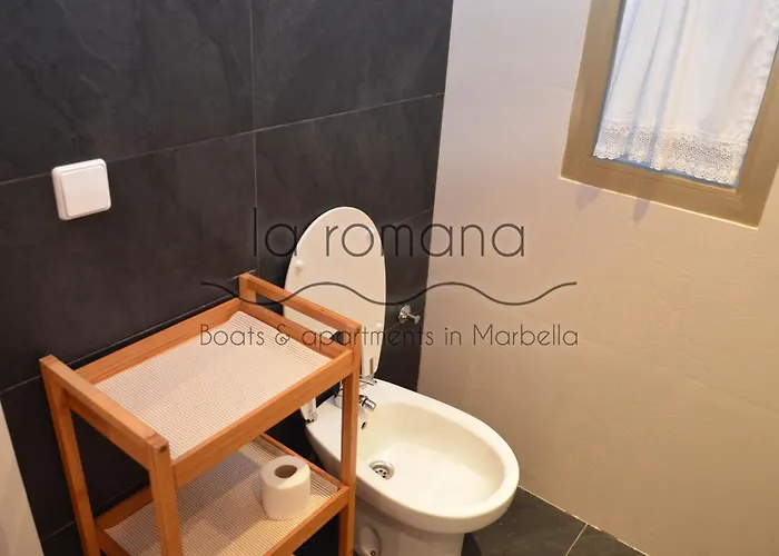 Laromanamarbella Punto Es *