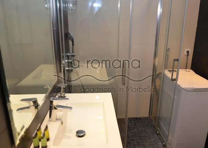 Laromanamarbella Punto Es Marbella