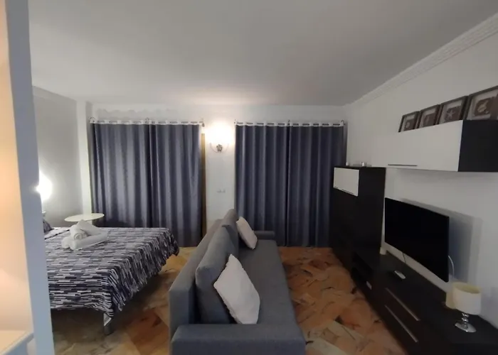 Laromanamarbella Punto Es Apartman
