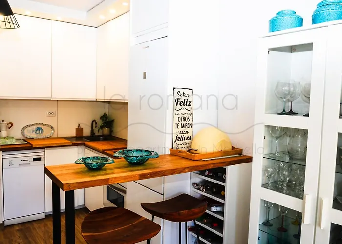 Laromanamarbella Punto Es Marbella